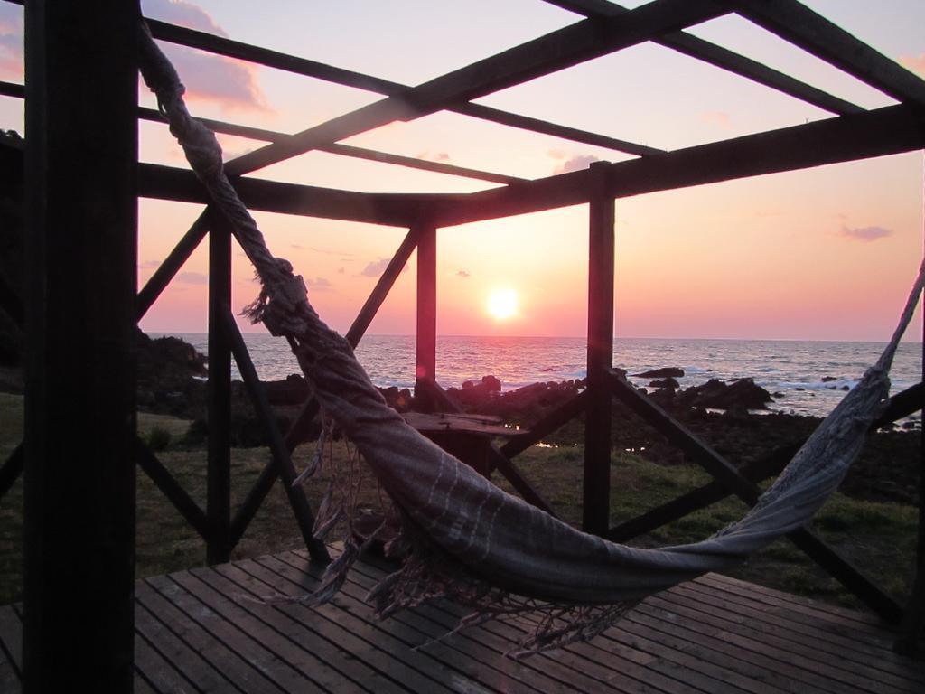 Amakusa West Coast Backpackers Fu-Raibou Hostel Exterior photo