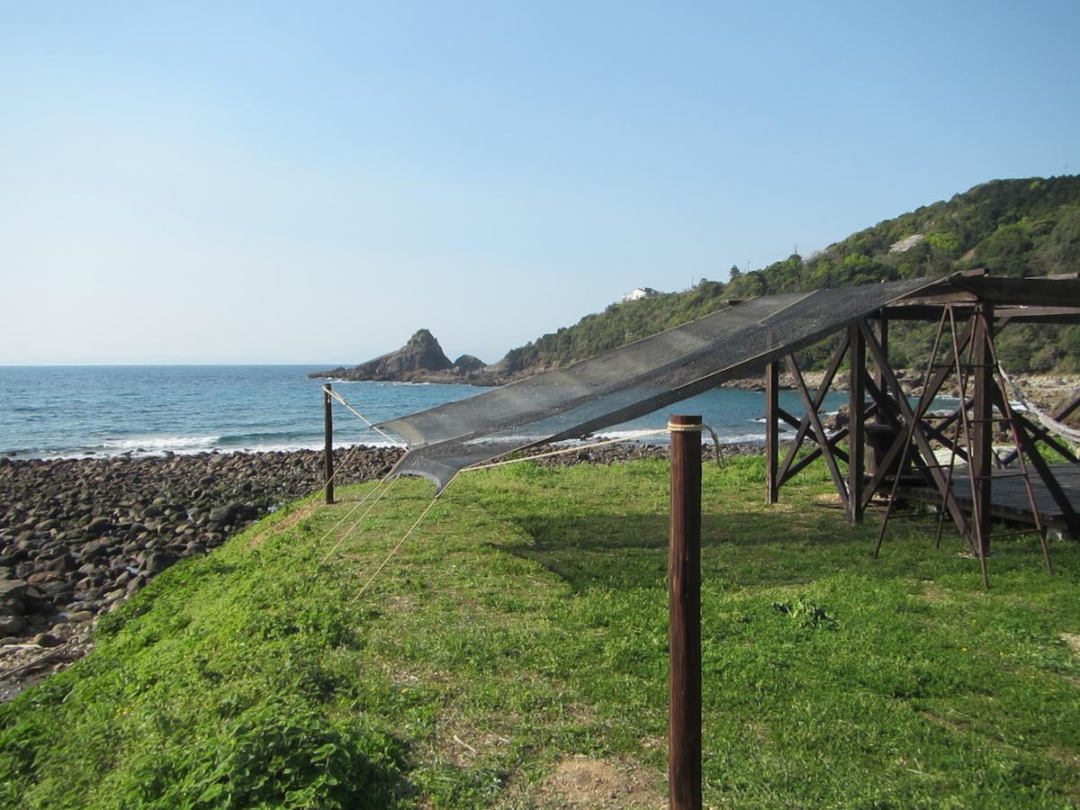 Amakusa West Coast Backpackers Fu-Raibou Hostel Exterior photo